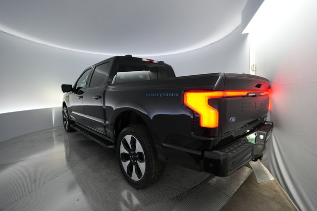 2023 Ford F-150 Lightning — photo 2 of 22