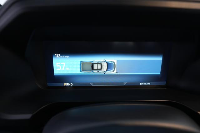 2023 Ford F-150 Lightning — photo 5 of 17