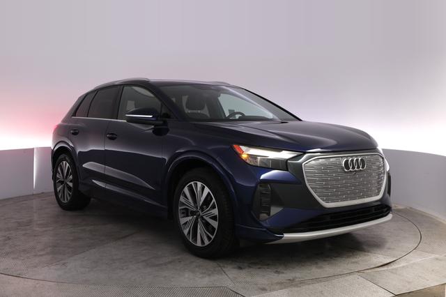 2023 Audi Q4 e-tron — photo 10 of 20