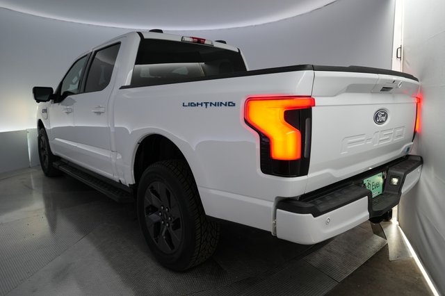 2024 Ford F-150 Lightning — photo 2 of 20