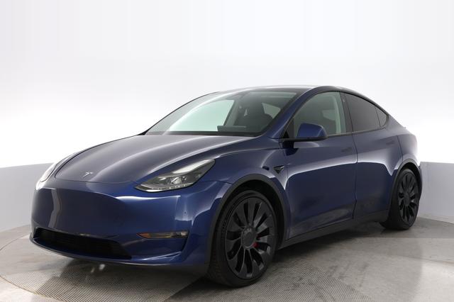 2023 Tesla Model Y — VIN 7SAYGDEF3PF779475