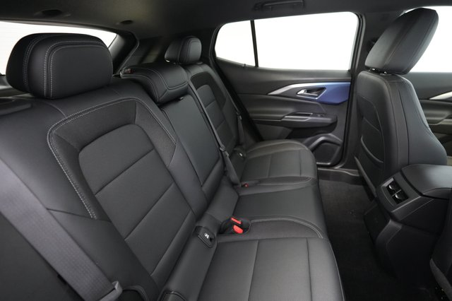 2024 Chevrolet Equinox EV — photo 4 of 23