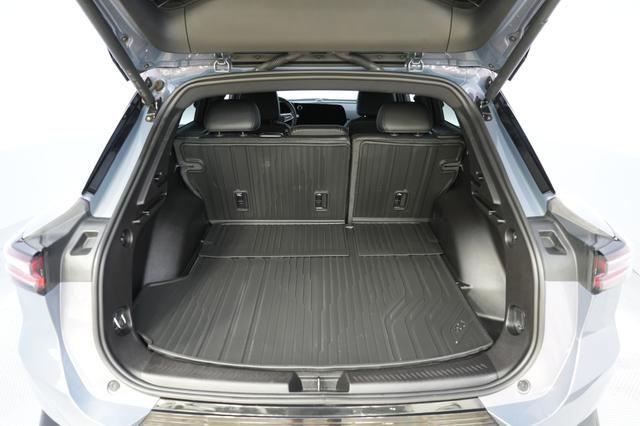 2024 Chevrolet Equinox EV — photo 6 of 23