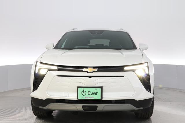 2024 Chevrolet Blazer EV — photo 9 of 24