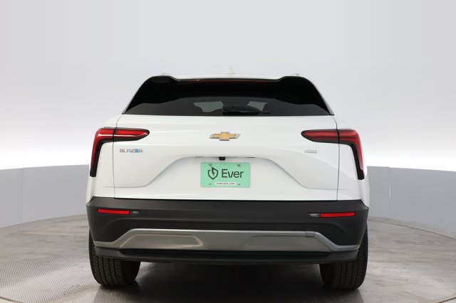 2024 Chevrolet Blazer EV — photo 12 of 23
