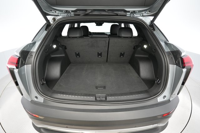 2024 Chevrolet Blazer EV — photo 6 of 23