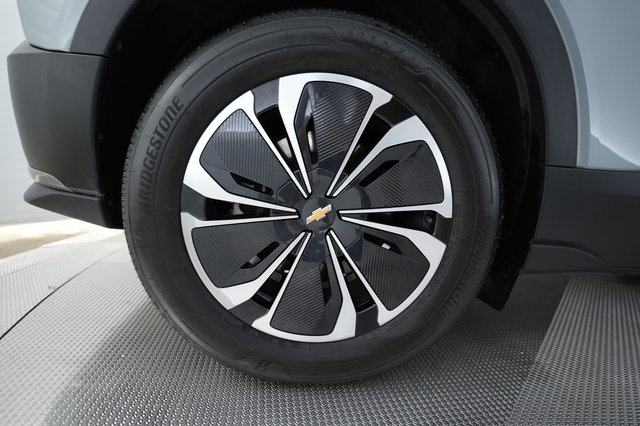 2024 Chevrolet Blazer EV — photo 17 of 23
