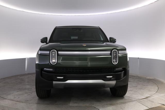 2026 Rivian R1S — photo 9 of 29