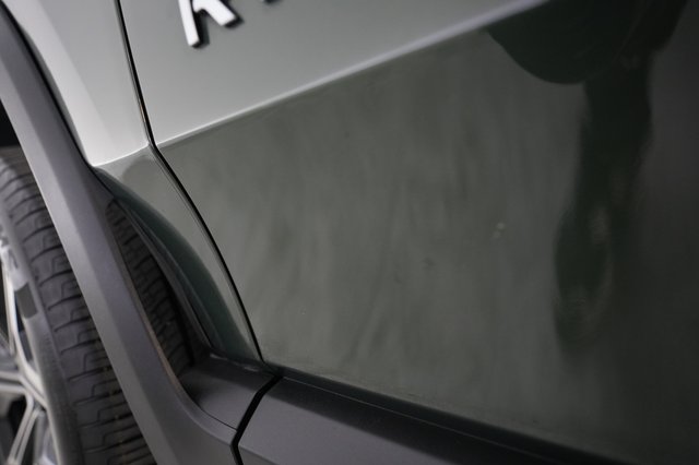 2026 Rivian R1S — photo 26 of 29