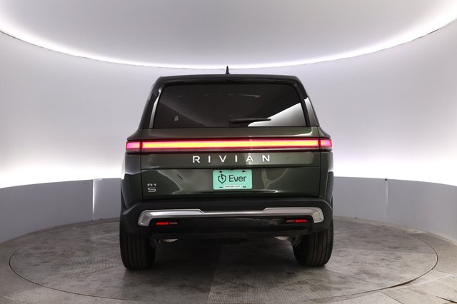 2026 Rivian R1S — photo 12 of 29