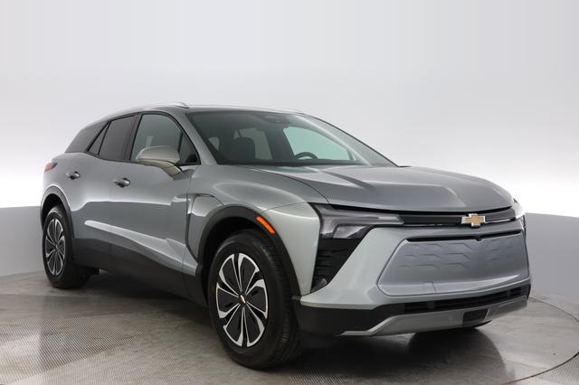 2024 Chevrolet Blazer EV — photo 10 of 23