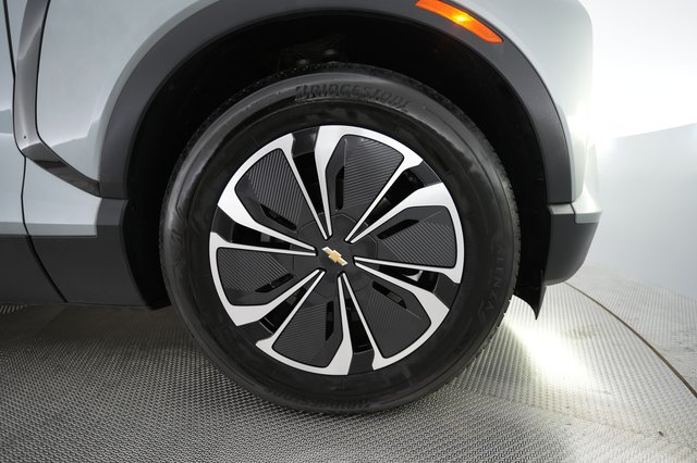 2024 Chevrolet Blazer EV — photo 16 of 23
