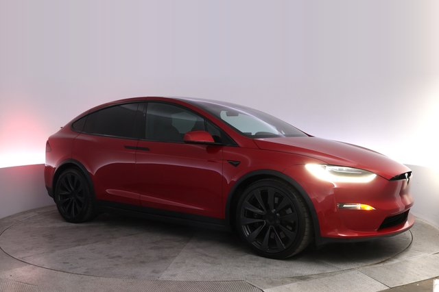2022 Tesla Model X — photo 11 of 26