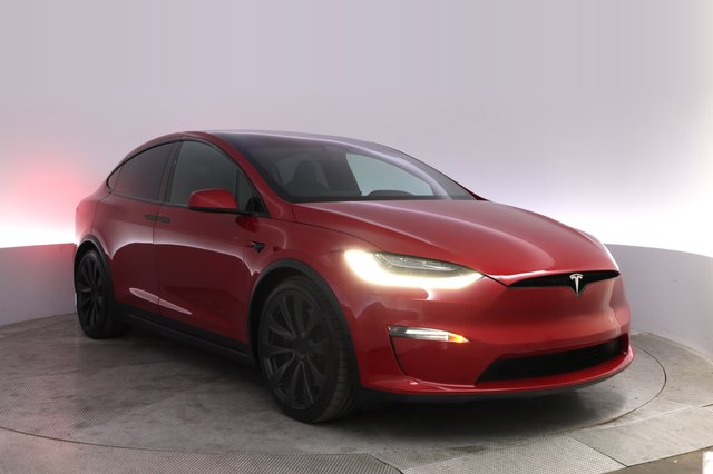2022 Tesla Model X — photo 10 of 26