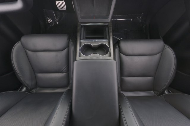 2022 Tesla Model X — photo 24 of 26