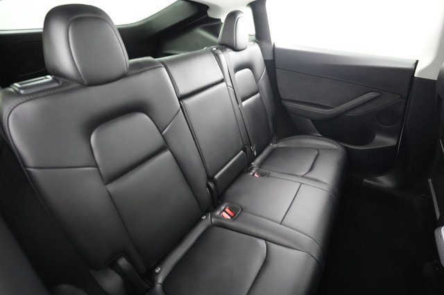 2023 Tesla Model Y — photo 4 of 26