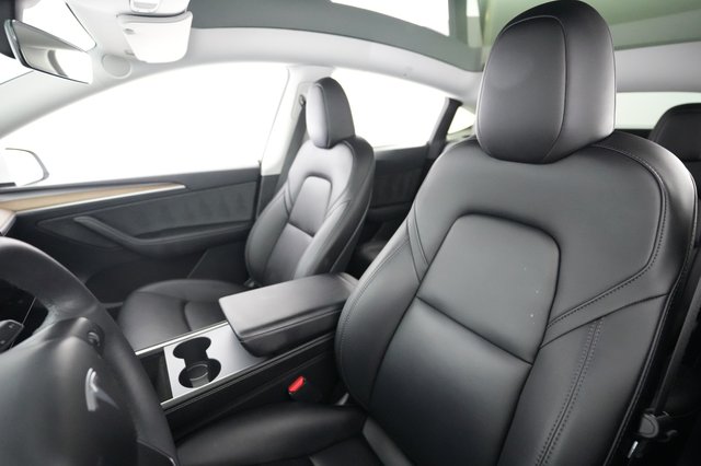 2023 Tesla Model Y — photo 3 of 26