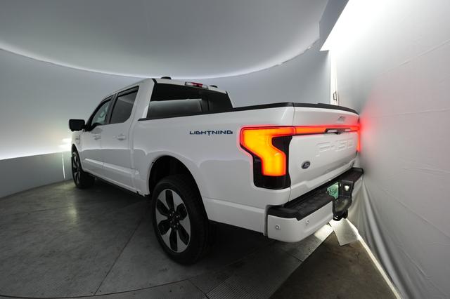 2023 Ford F-150 Lightning — photo 2 of 18