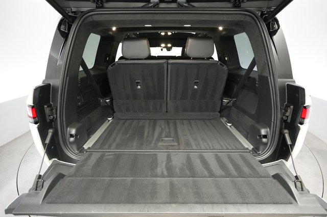 2023 Rivian R1S — photo 6 of 25