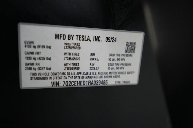 2024 Tesla Cybertruck — photo 18 of 18