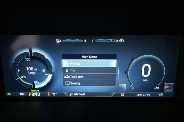 2025 Ford F-150 Lightning — photo 5 of 22