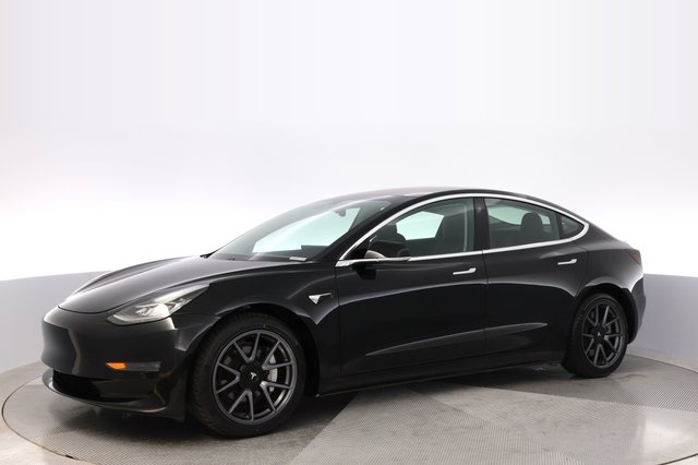 2018 Tesla Model 3 — photo 14 of 24