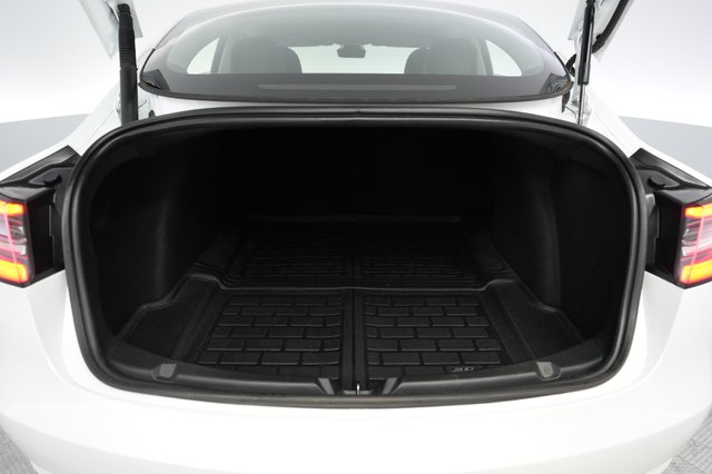 2023 Tesla Model 3 — photo 6 of 24