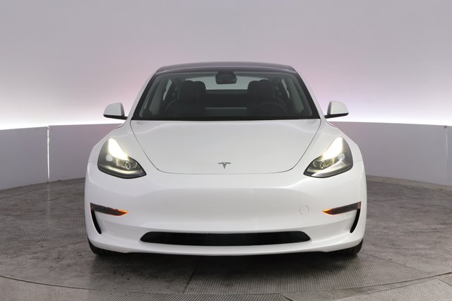 2023 Tesla Model 3 — photo 9 of 24