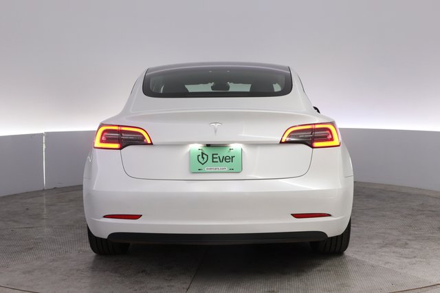 2023 Tesla Model 3 — photo 12 of 24