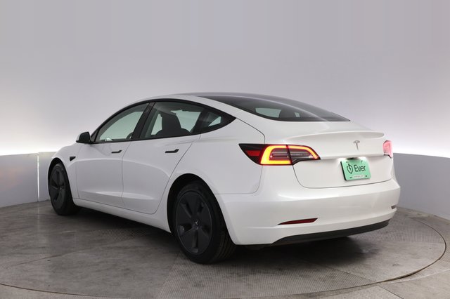 2023 Tesla Model 3 — photo 13 of 24