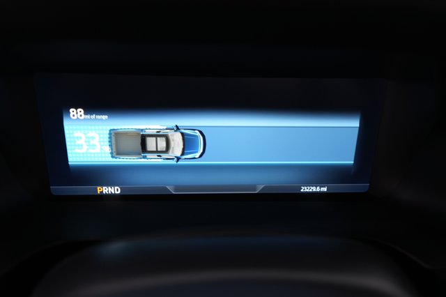 2023 Ford F-150 Lightning — photo 5 of 15