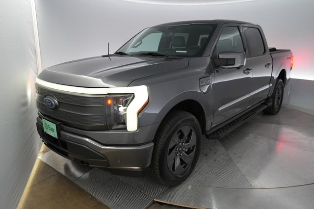 2023 Ford F-150 Lightning — VIN 1FTVW1EV5PWG09784
