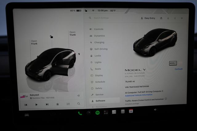 2022 Tesla Model Y — photo 5 of 26