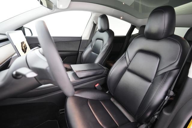 2022 Tesla Model Y — photo 3 of 26