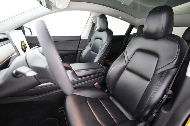 2022 Tesla Model Y — photo 3 of 26