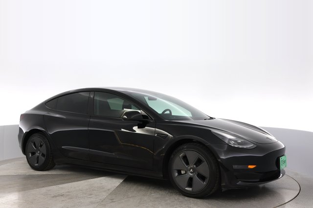 2022 Tesla Model 3 — photo 11 of 24