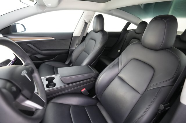 2022 Tesla Model 3 — photo 3 of 24