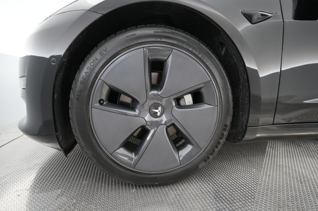2022 Tesla Model 3 — photo 16 of 24
