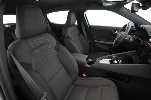 2024 Polestar 2 — photo 4 of 24