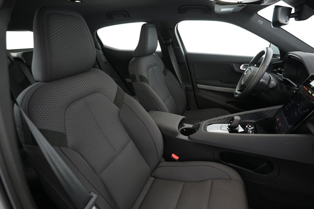 2024 Polestar 2 — photo 4 of 24