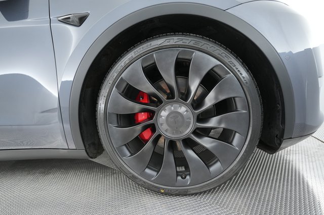 2022 Tesla Model Y — photo 15 of 23