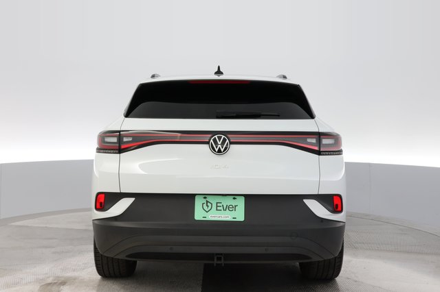 2022 Volkswagen ID.4 — photo 12 of 23