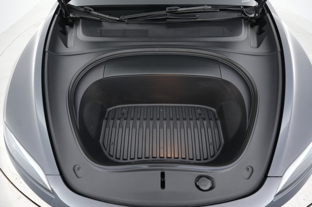 2024 Tesla Model 3 — photo 22 of 23