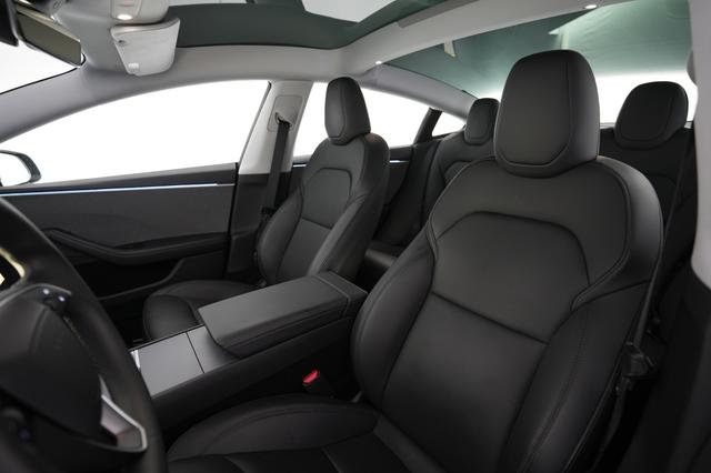 2024 Tesla Model 3 — photo 3 of 23