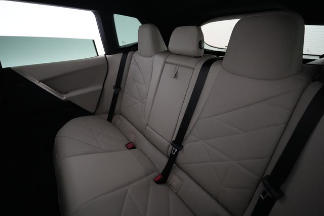 2024 BMW iX — photo 3 of 26