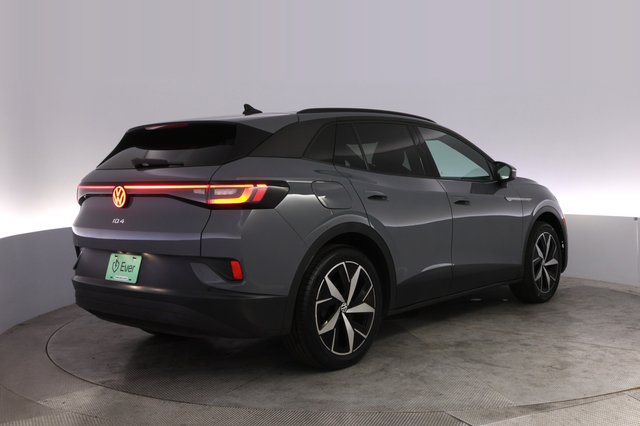 2023 Volkswagen ID.4 — photo 2 of 27