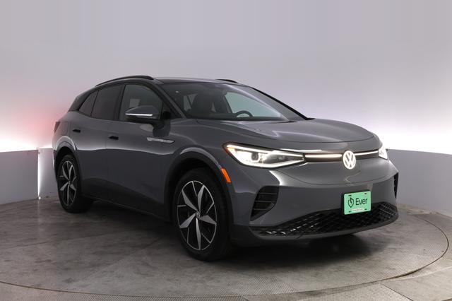 2023 Volkswagen ID.4 — photo 10 of 27