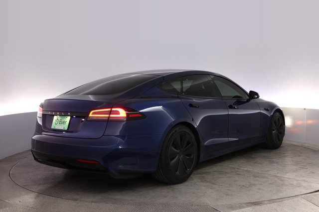 2023 Tesla Model S — photo 2 of 26