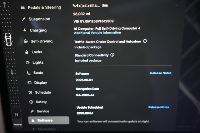 2023 Tesla Model S — photo 5 of 26