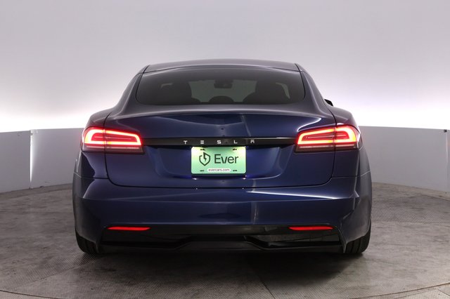 2023 Tesla Model S — photo 12 of 26